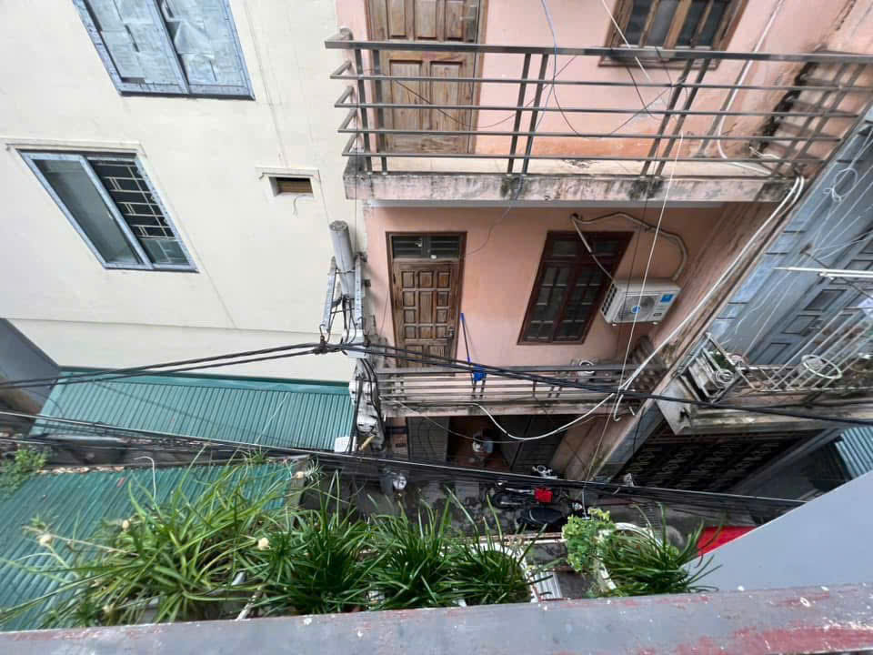 Cho thuê nhà nguyên căn Ngõ 99 Định Công Hạ,  40m2 x 4 tầng 1 tum, 10.5 triệu/tháng - Ảnh chính